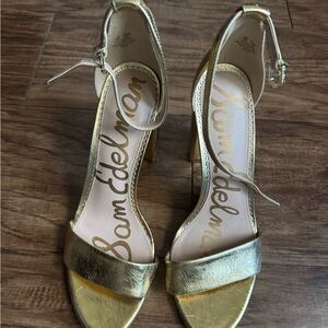 Sam Edelman Women's Yaro Heeled Sandal, Bright Gold Metallic Distressed Leather